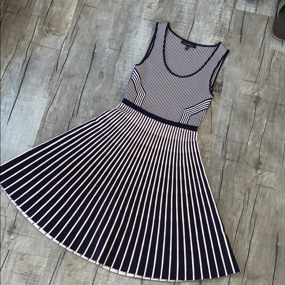 Like new Banana Republic dress